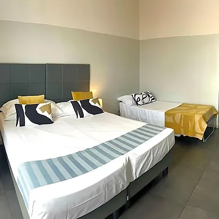 Floor 6 Boutique By Dot Penzion 3*