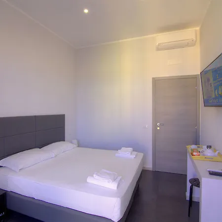 Guest house Floor 6 By Dot Rome