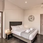Pensionat Floor 6 Boutique By Dot Rom